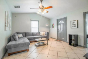 Rustic Bungalow In The Heart Of Orlando 3 Br 2 Ba